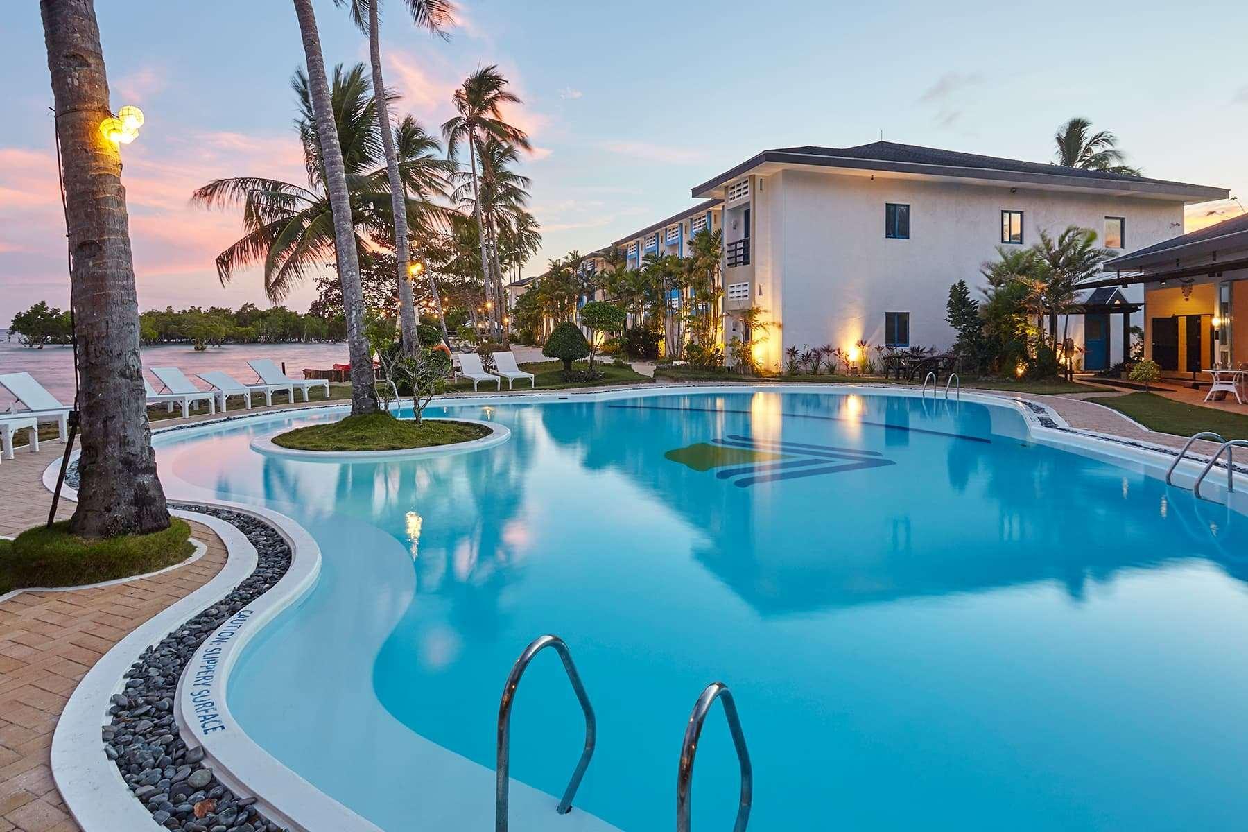 Microtel By Wyndham Puerto Princesa Exterior photo