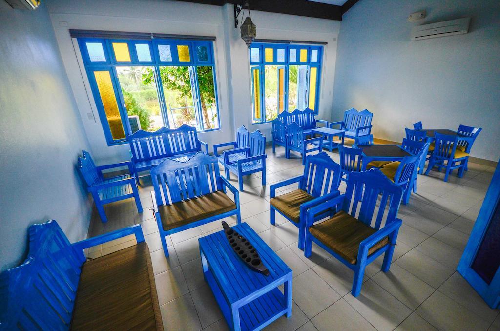 Microtel By Wyndham Puerto Princesa Exterior photo