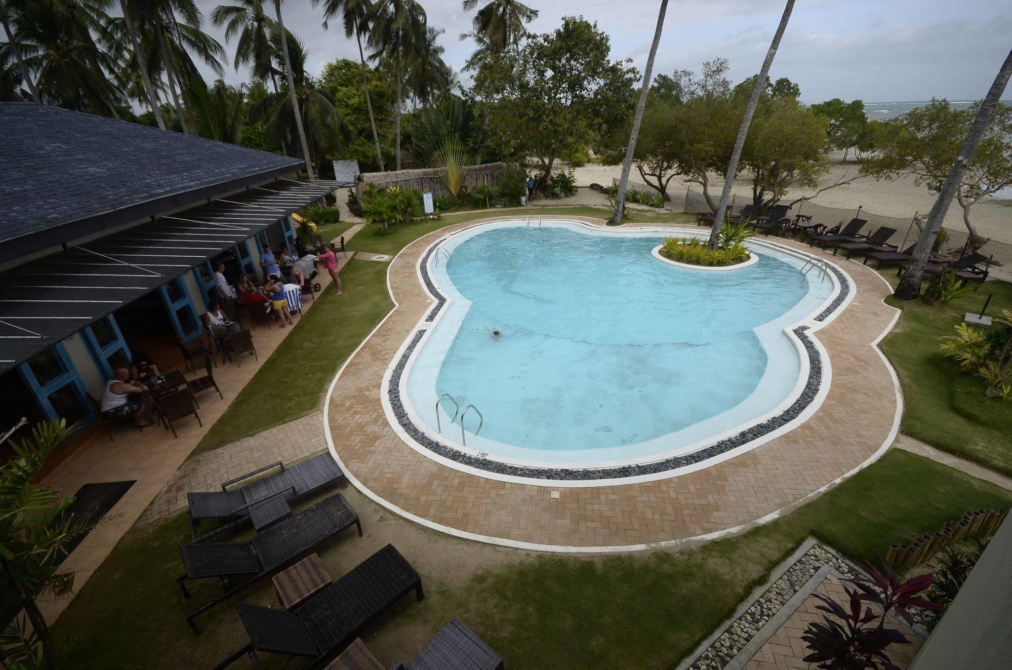 Microtel By Wyndham Puerto Princesa Exterior photo